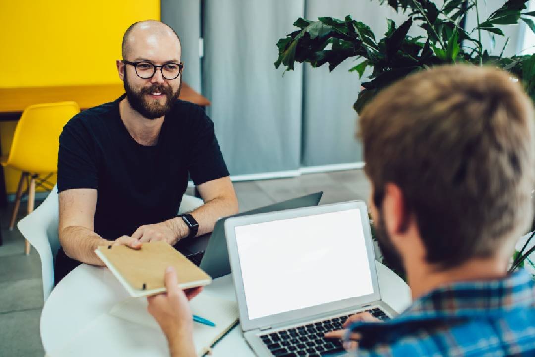 agency-or-go-in-house